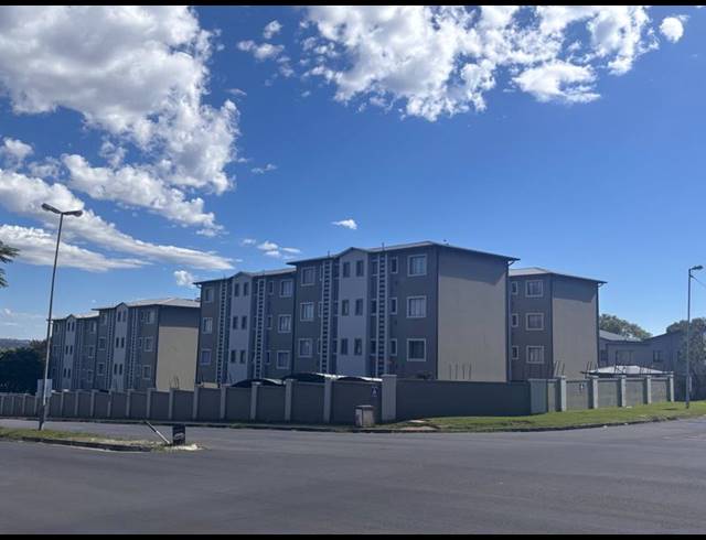 2 BEDROOM APARTMENT FOR SALE IN FERNDALE